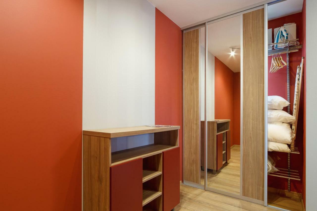 Apartments Krakow Masarska Free Parking By Noclegi Renters Ngoại thất bức ảnh